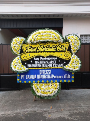 Papan Bunga Duka di Mustikajaya